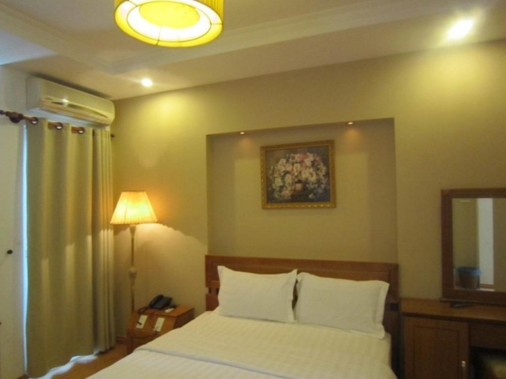 Anh Kim Hotel Хошимин Экстерьер фото